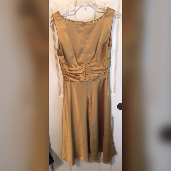 Donna Morgan dress mustard gold fancy - Picture 2 of 3